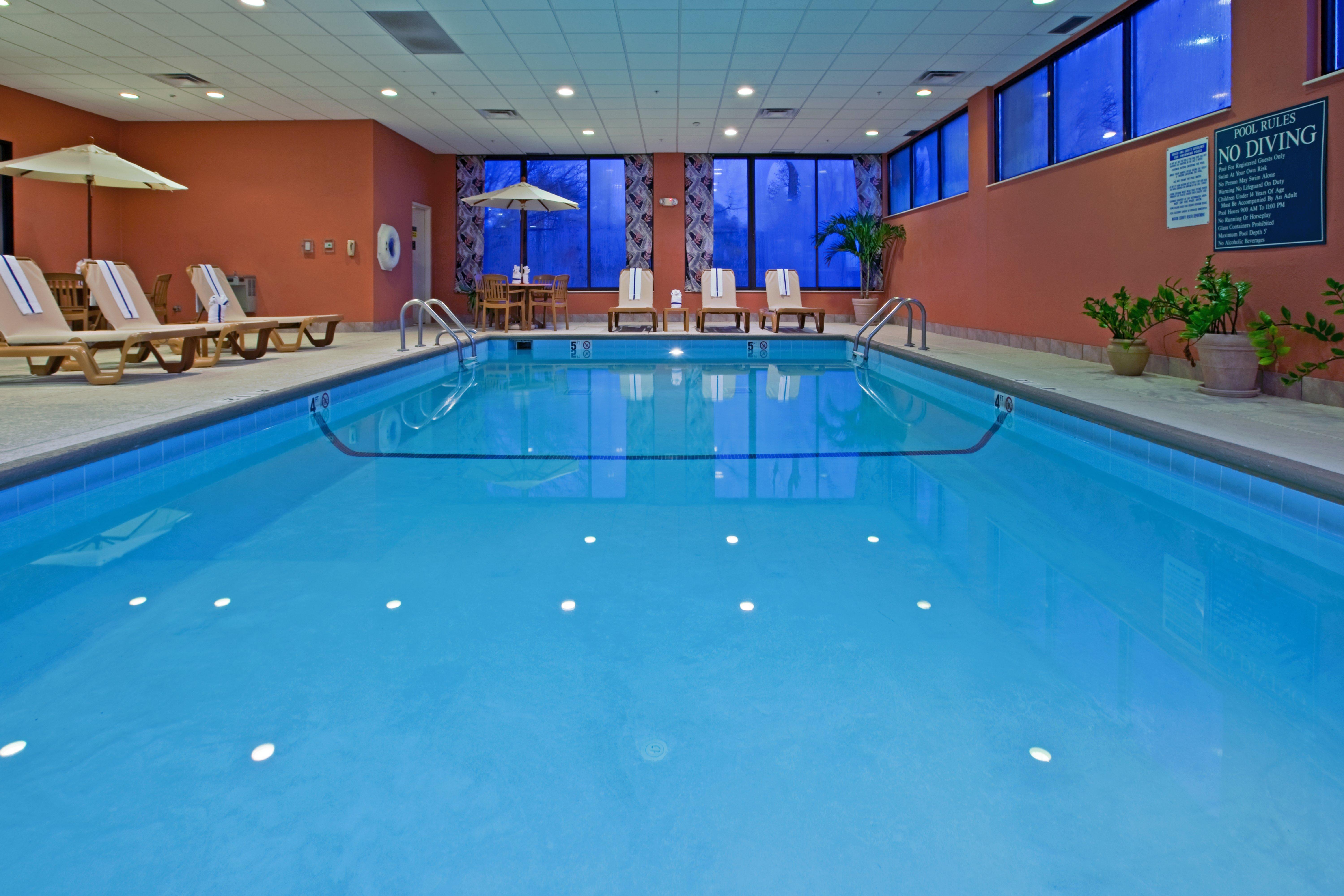 Holiday Inn Express Indianapolis South By Ihg Exterior photo